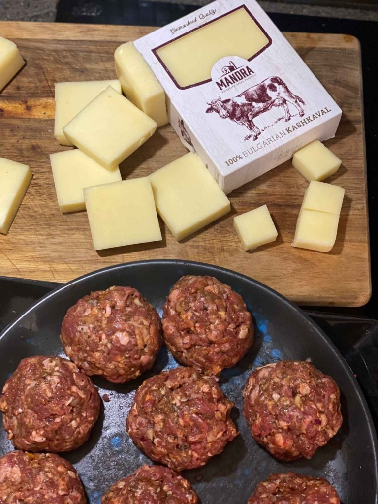 мeatballs-whit-cheese
